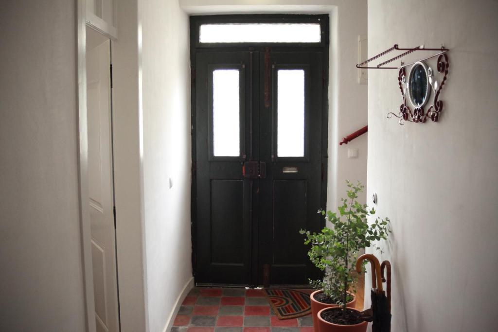 Com Alma Hostel Evora Ngoại thất bức ảnh